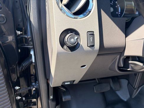 Used 2012 Ford F250 Lariat w/ Lariat Ultimate Pkg AWD/4WD image 27