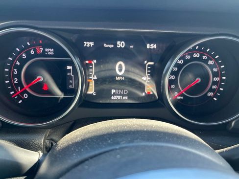Used 2020 Jeep Gladiator Mojave AWD/4WD image 11