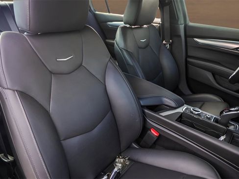 Certified 2025 Cadillac CT5 Premium Luxury image 32