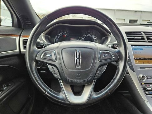 Used 2019 Lincoln MKZ Reserve image 23