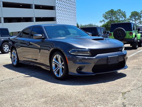Used 2022 Dodge Charger R/T RWD image 2