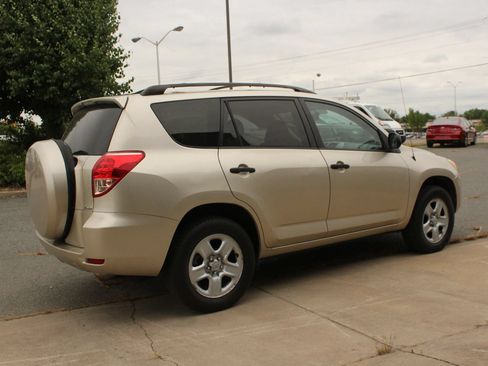 Used 2008 Toyota RAV4 4WD image 6