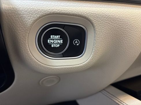 Used 2021 Mercedes-Benz GLE 350 4MATIC image 20