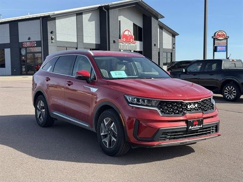 Used 2022 Kia Sorento S image 3