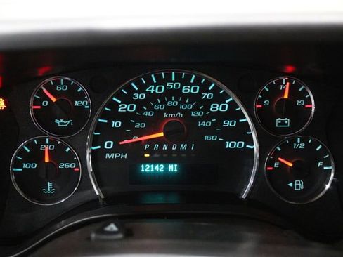 Used 2023 Chevrolet Express 2500 w/ Driver Convenience Package image 21