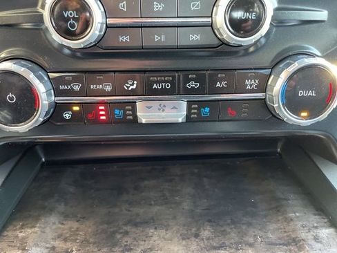 Certified 2023 Ford F350 Lariat w/ Lariat Ultimate Package image 23