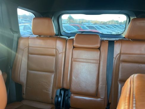 Used 2016 Jeep Grand Cherokee SRT w/ Trailer Tow Group IV image 23