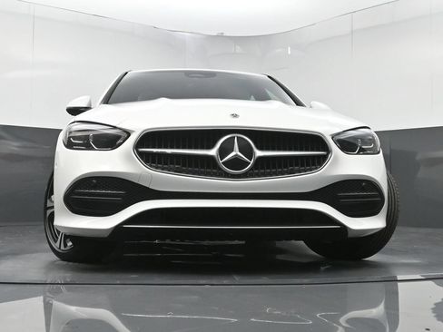 Used 2024 Mercedes-Benz C 300 Sedan image 25