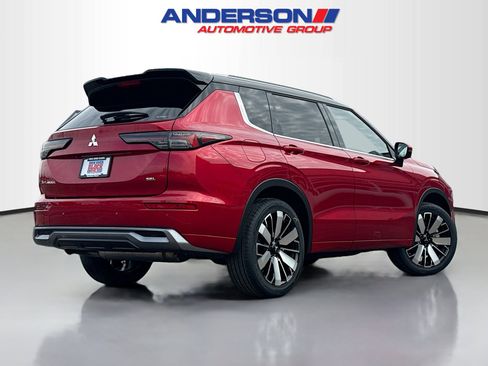 New 2026 Mitsubishi Outlander SEL image 2