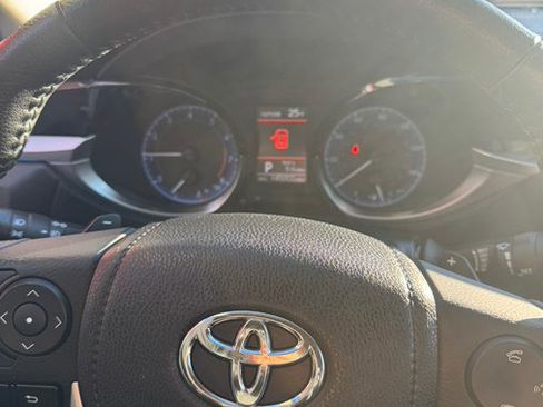 Used 2015 Toyota Corolla S w/ Driver Convenience Package image 11