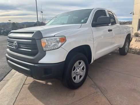 Used 2017 Toyota Tundra SR image 4