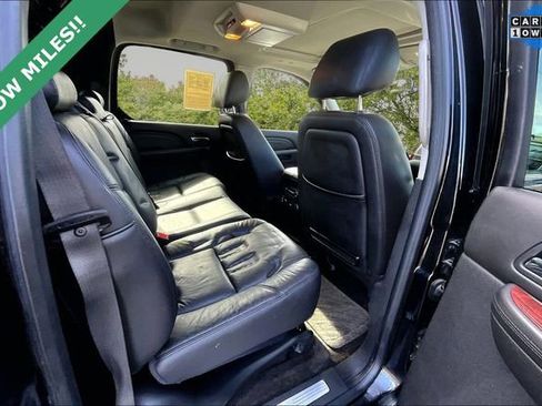 Used 2013 Cadillac Escalade EXT Premium AWD/4WD image 25