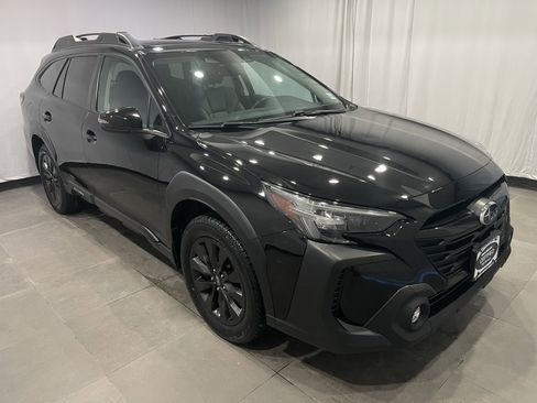 Used 2024 Subaru Outback Onyx Edition XT image 3