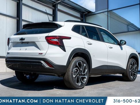 New 2026 Chevrolet Trax RS FWD image 34