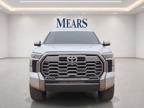 Used 2024 Toyota Tundra Platinum w/ TRD Off-Road Package AWD/4WD image 8