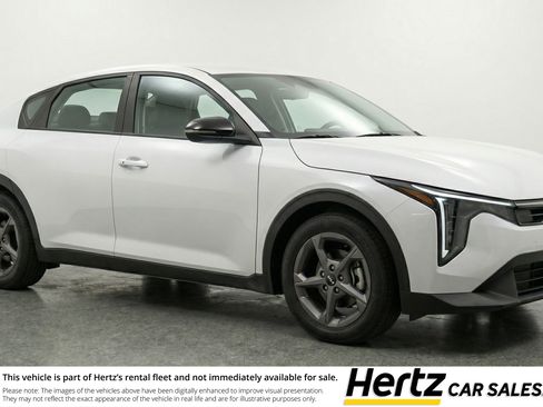 Used 2025 Kia K4 FWD image 1