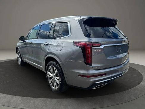 Used 2020 Cadillac XT6 Premium Luxury AWD/4WD image 4