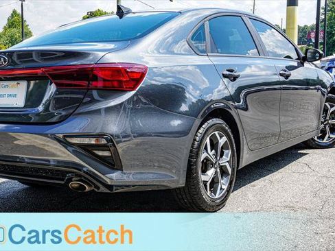 Used 2019 Kia Forte LXS FWD image 5