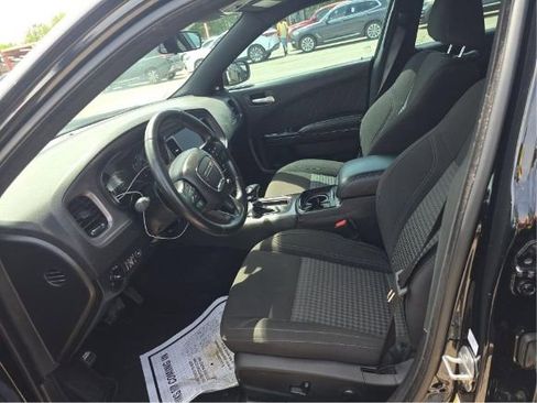 Used 2023 Dodge Charger SXT w/ Blacktop Package RWD image 5