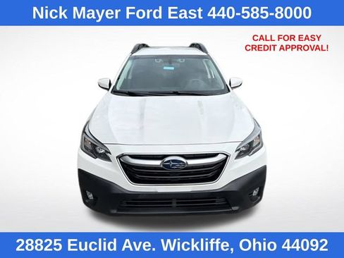 Used 2021 Subaru Outback Premium AWD/4WD image 2