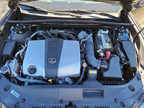 Used 2024 Lexus ES 350 w/ Premium Package FWD image 9