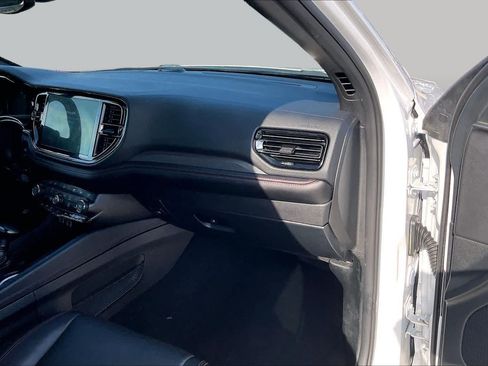 Used 2025 Dodge Durango GT AWD/4WD image 19