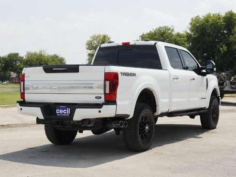 Used 2022 Ford F250 Platinum w/ Tremor Off-Road Package AWD/4WD image 30