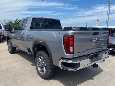 New 2026 GMC Sierra 2500 SLE w/ SLE Value Package; AWD/4WD image 3