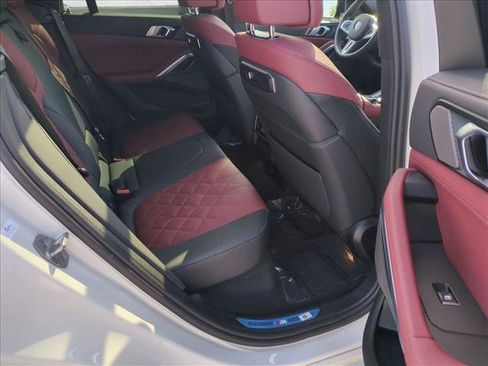 Used 2026 BMW X6 M60i AWD/4WD image 21