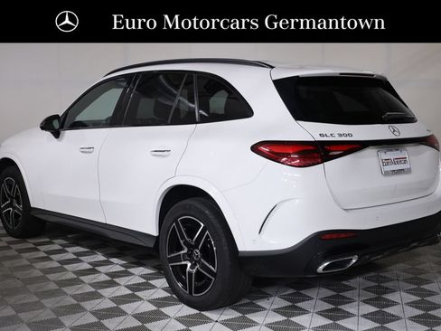 Used 2023 Mercedes-Benz GLC 300 4MATIC w/ AMG Line image 4