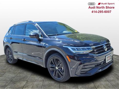 Used 2022 Volkswagen Tiguan SE R-Line AWD/4WD image 1