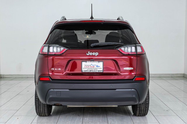 Used 2020 Jeep Cherokee Latitude Plus w/ Cold Weather Group AWD/4WD image 7