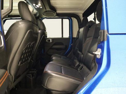 Used 2022 Jeep Gladiator Mojave w/ Trailer Tow Package image 25