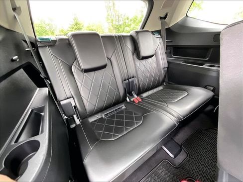 Used 2024 Volkswagen Atlas SEL Premium R-Line AWD/4WD image 17