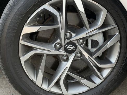 Used 2020 Hyundai Sonata SEL w/ Convenience Package image 9
