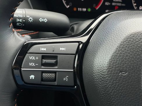 Certified 2026 Honda HR-V Sport image 15