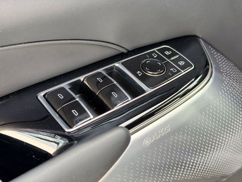 Certified 2026 Cadillac Lyriq V w/ Exterior Carbon Fiber Package image 13