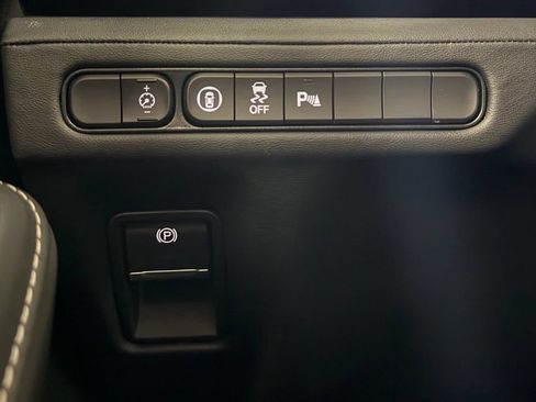 Used 2024 Acura MDX SH-AWD w/ Technology Package image 14