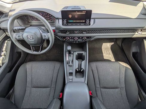 Certified 2023 Honda Accord EX image 22