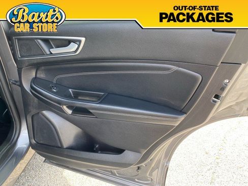 Used 2022 Ford Edge Titanium AWD/4WD image 9