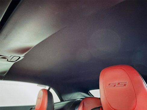 Used 2011 Chevrolet Camaro SS w/ RS Package RWD image 5