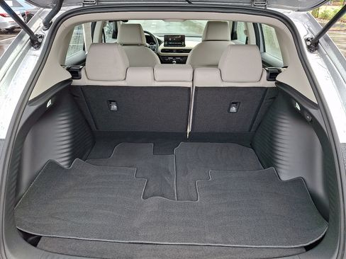 Certified 2024 Honda HR-V LX image 29