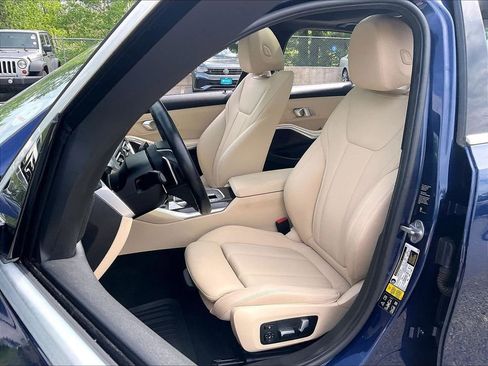 Used 2019 BMW 330i xDrive Sedan w/ Premium Package AWD/4WD image 10