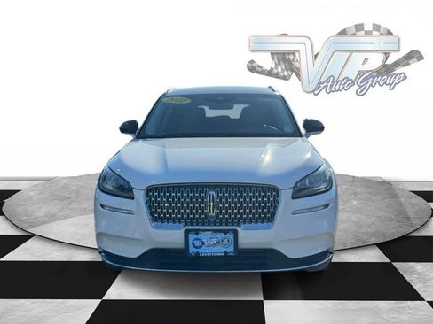Used 2022 Lincoln Corsair AWD w/ Equipment Group 101A image 2