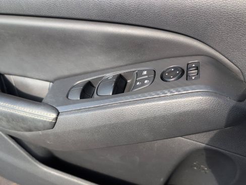 Used 2022 Nissan Altima 2.5 SV FWD image 16