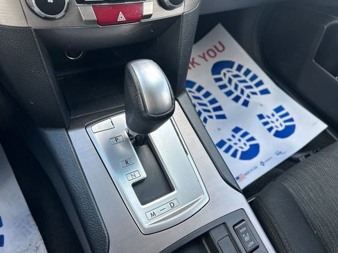 Used 2013 Subaru Outback 2.5i Premium w/ All-Weather Pkg image 38