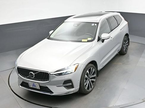 Used 2023 Volvo XC60 B6 Ultimate w/ Climate Package AWD/4WD image 19