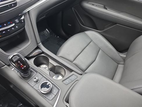 Used 2020 Cadillac XT5 Sportv w/ LPO, Floor Liner Package AWD/4WD image 25