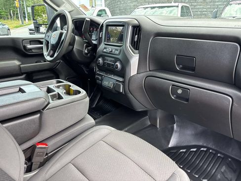 Used 2024 Chevrolet Silverado 2500 W/T w/ WT Convenience Package AWD/4WD image 17