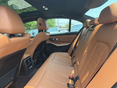 Used 2019 BMW 330i xDrive Sedan w/ Driving Assistance Package AWD/4WD image 20